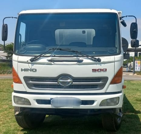 EXCEPTIONAL HINO TRUCK