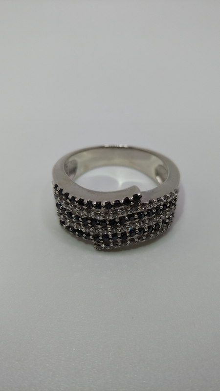 Sterling Silver Ring With Multiple Stones