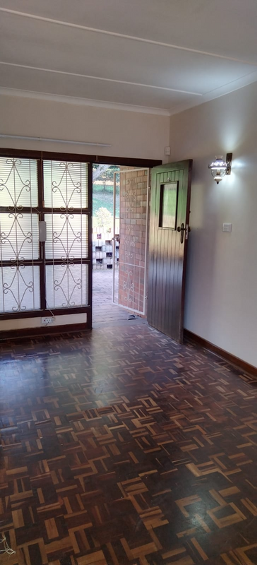 Spacious one-bedroom garden cottageRent: R6000 per month