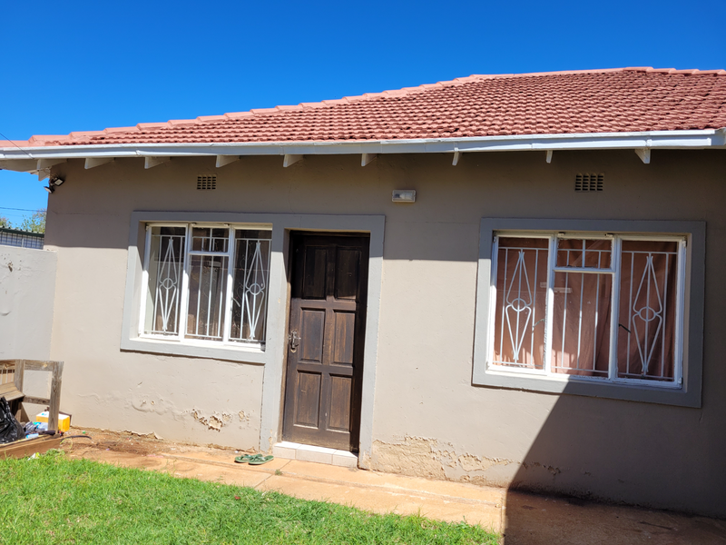 One Bedroom Cottage for Rent in Horison, Roodepoort