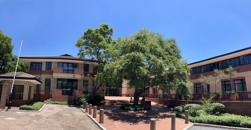 600m² Commercial To Let in Woodmead at R79.00 per m²