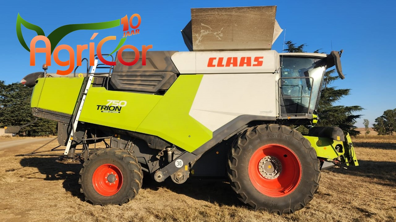 2021 Claas Trion 750 STF1472