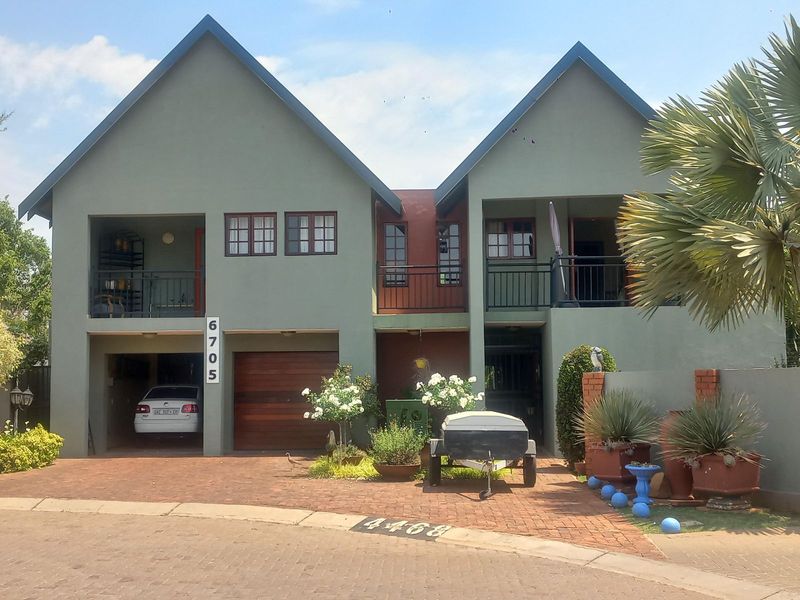 Beautiful and cosy family home in Eldo Village!!!