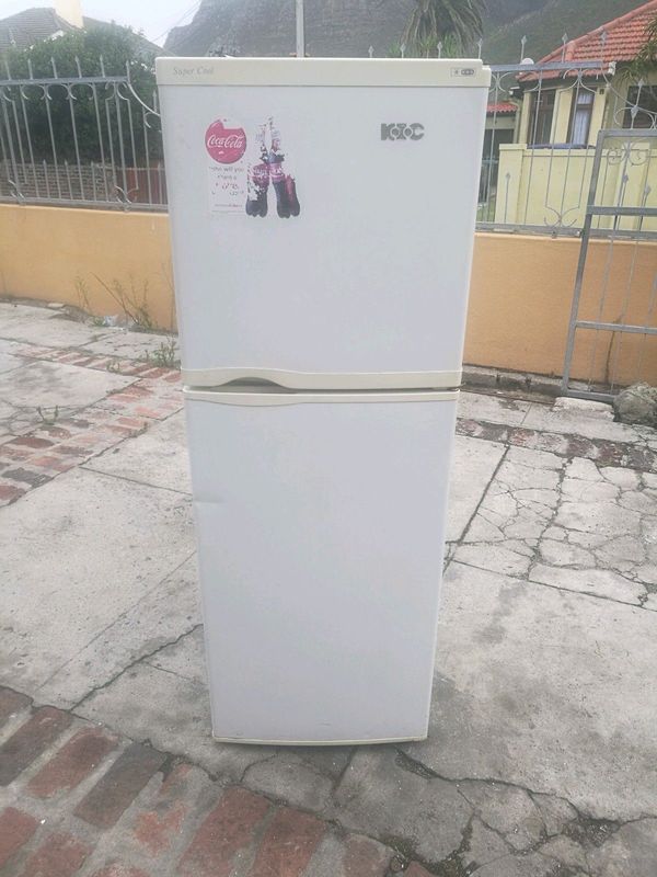 Kic fridge freezer