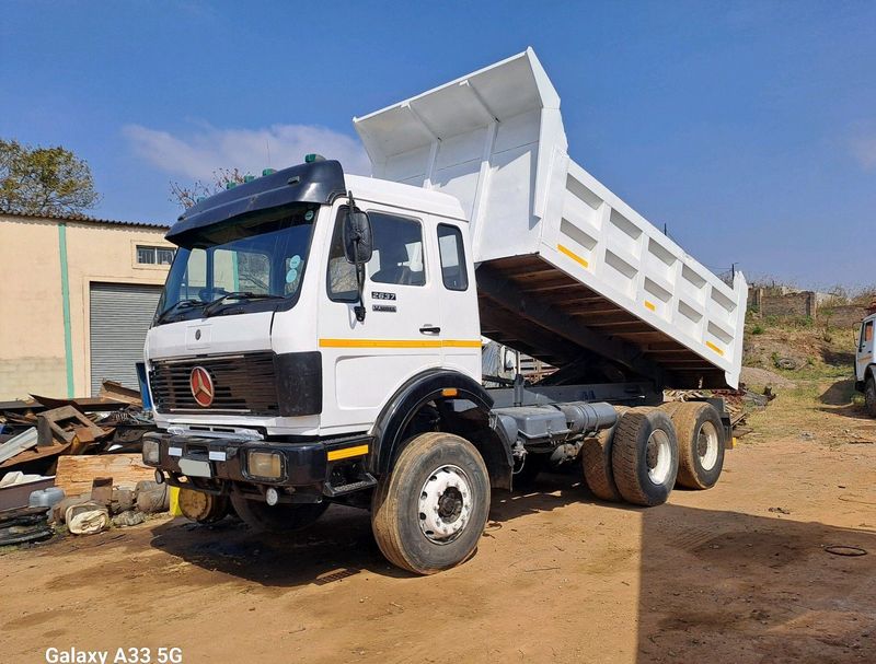 Mercedes 2637 Tipper