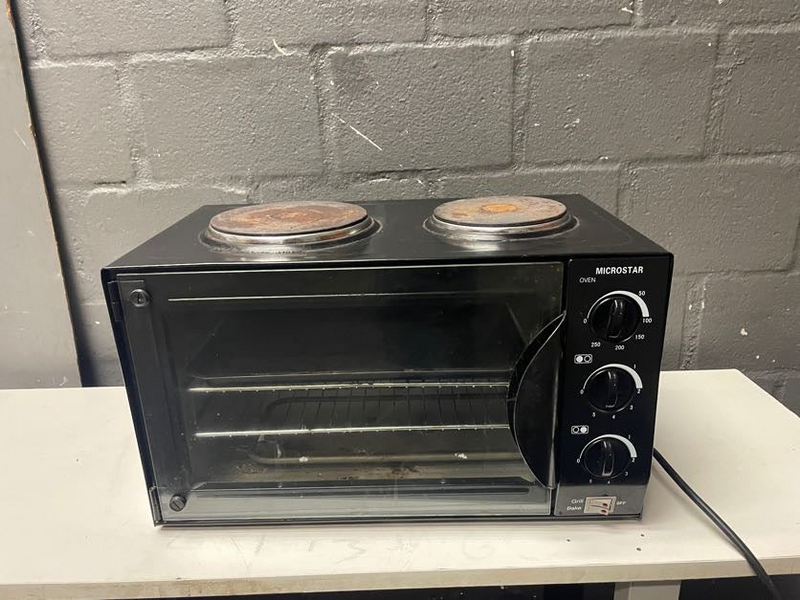 Microstar Two Plate Stove with Oven - REDUCED- A41965