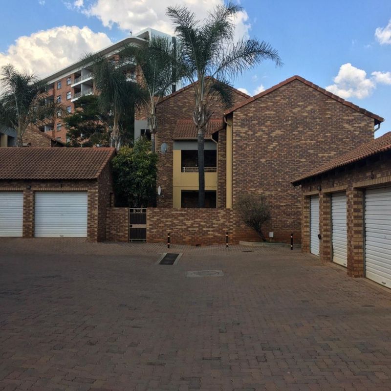 Beautiful unit in sought after complex - NO LOAD SHEDDING