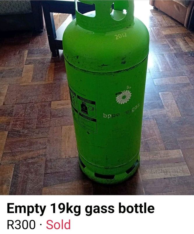 Green empty gass bottle 19kg