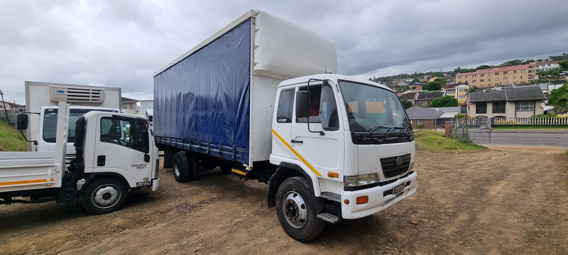 NISSAN UD90 TAUTLINER - 8 TONNER