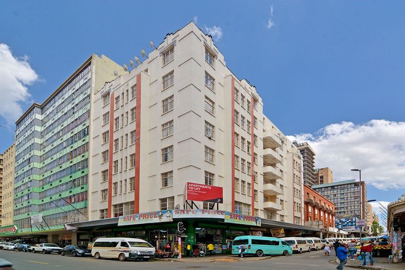 AFFORDABLE ONE BEDROOM, 1 BATH APARTMENT IN JOHANNESBURG CENTRAL