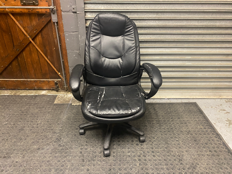 Puff Office Chair -REDUCED- A38591
