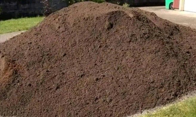 Compost topsoil