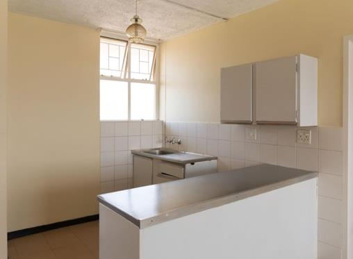 Spacious Bachelor Apartment/Flat to rent for 1 November 2024 in PTA Sunnyside &amp; Arcdaia