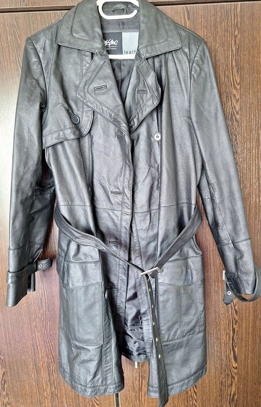 Genuine Leather ladies Jacket size 36