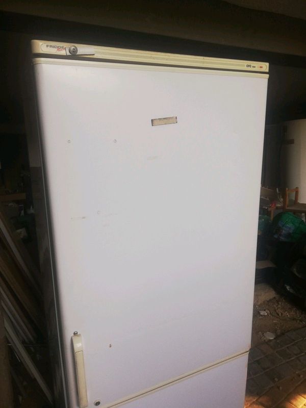 Fridge Master 535l fridge for sale in working order needs regassing