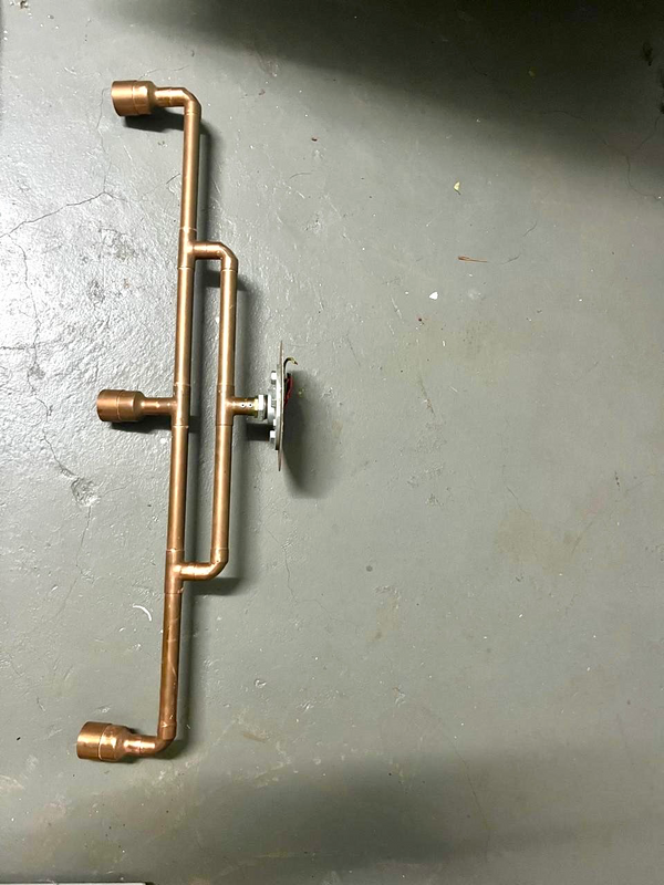 Copper pipe light fitting