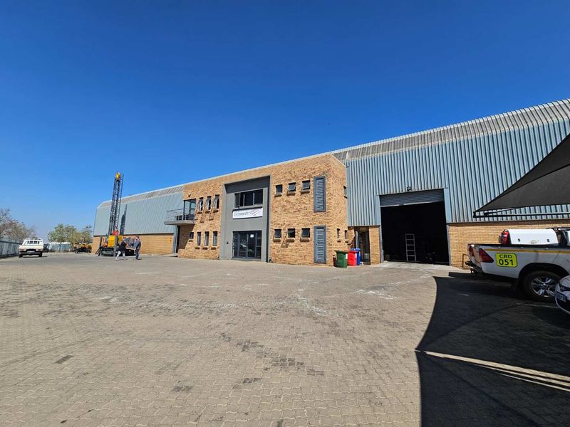 Warehouse available To Let in Jet Park, Boksburg