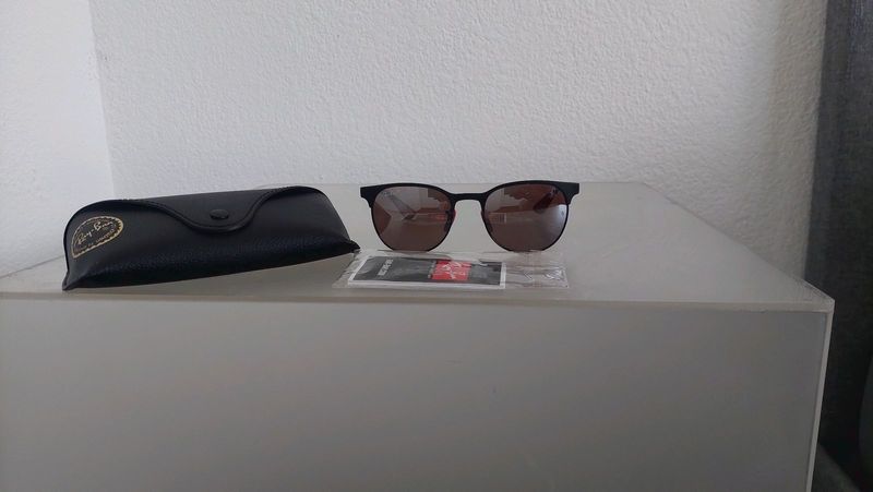 Ray ban scuderia ferrari collection sunglasses