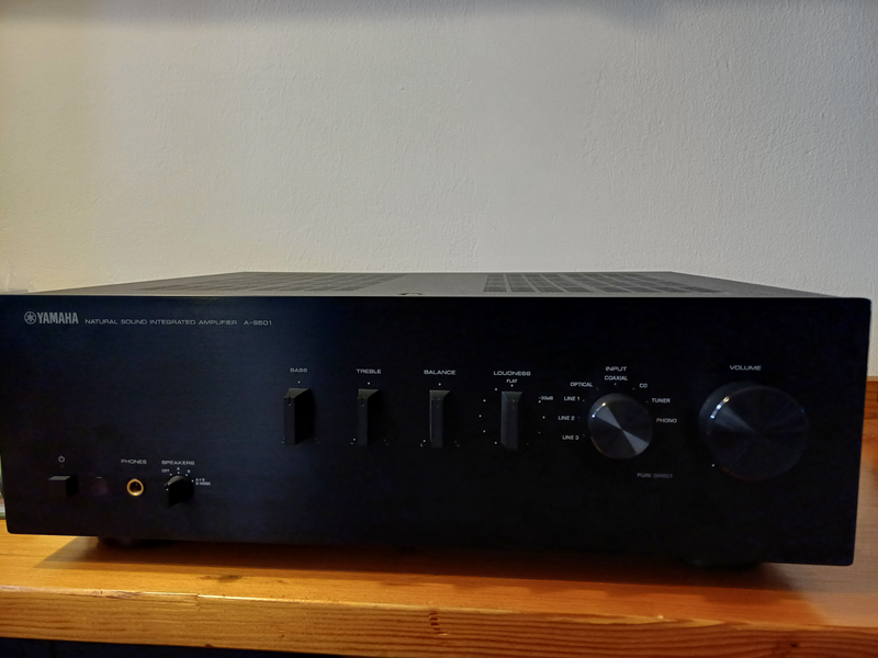 Yamaha AS-501 stereo integrated amplifier