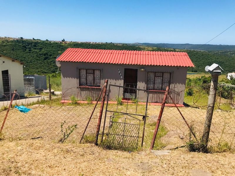 2 Bedroom House For Sale in Mdantsane Nu 14