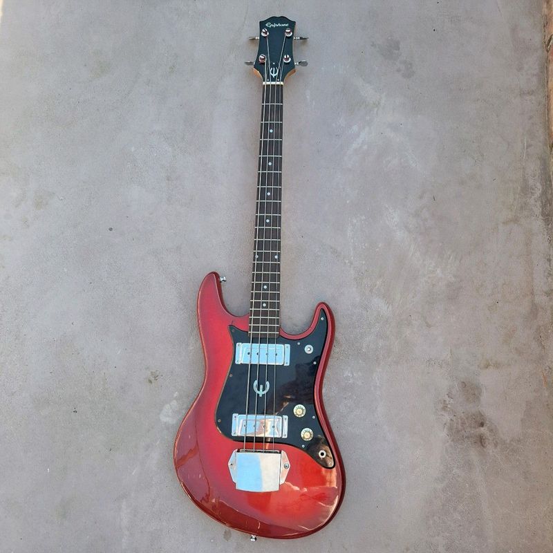 1973 Epiphone et280 shortscale bass guitar with hard case