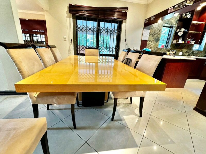 8 Seater Dinning Italian Apanza table /seats  and a chest drawer / TV Stand with R35000