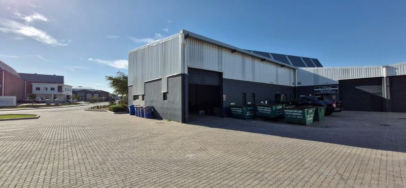 COLUMBUS CRESCENT| INDUSTRIAL WAREHOUSE FOR SALE | RIVER PARK 1, RIVERGATE | 213M²