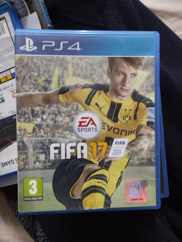 Playstation 4 Fifa 17 Game for sale price R100