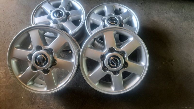 16 inch Nissan bakkie mage for sale