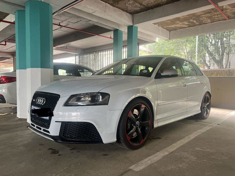 AUDI RS3 8P SUZUKA GREY LOW MILEAGE