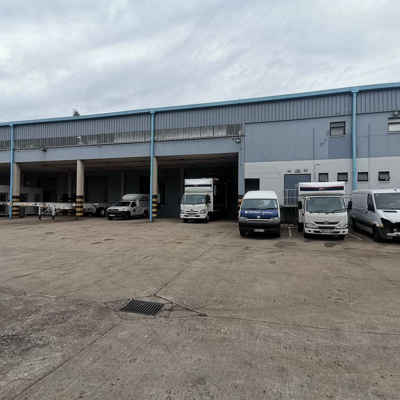 Secure 4000m² AAA Grade Warehouse to rent in Riverhorse Valley