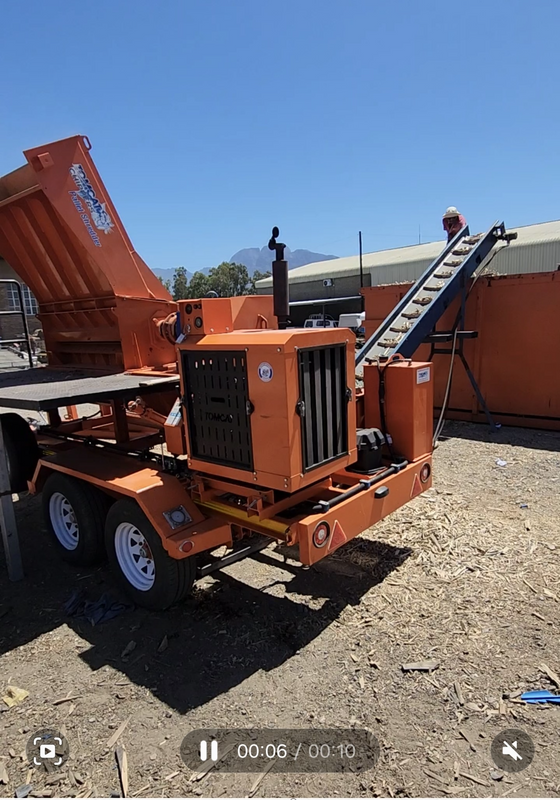 2020 Tomcat Chipper / Pallet Shredder