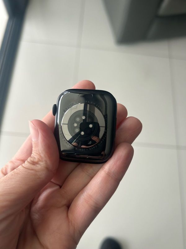 SERIES 9 Apple Watch 45MM (battery health 100%)