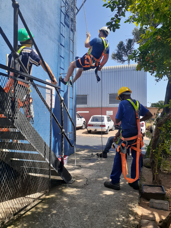 ACCREDITED WORKING AT HEIGHTS TRAINING COUNTRYWIDE