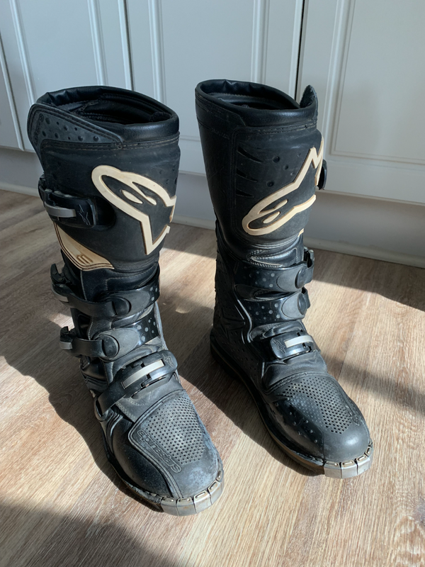 Off road boots