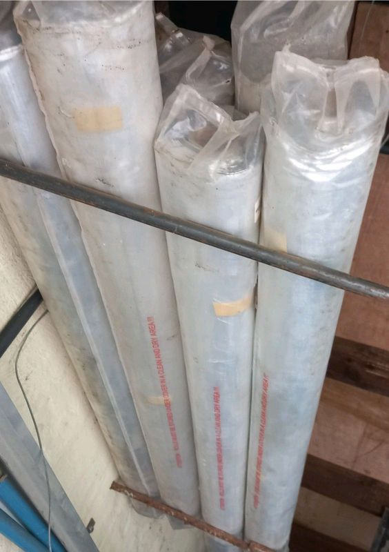 Roofing underllayer heavy duty with both sides silver ,  used for office , factory,  homes