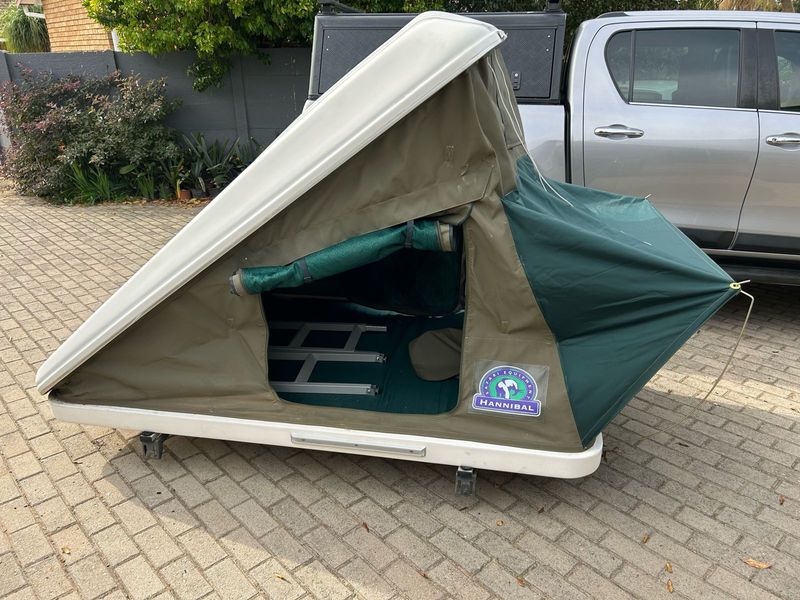 Rooftop tent for sale