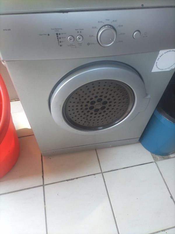 Defy Tumble dryer