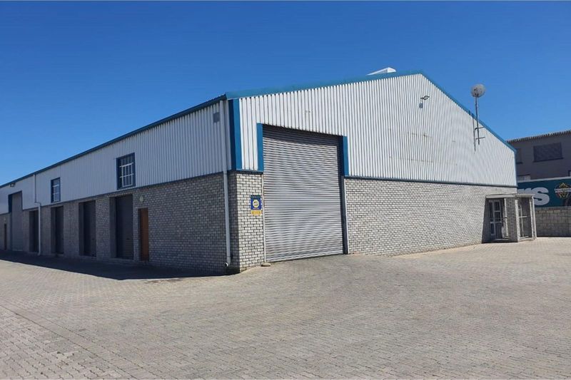 1000m2 State-of -the-art Warehouse to Let in Deal Party