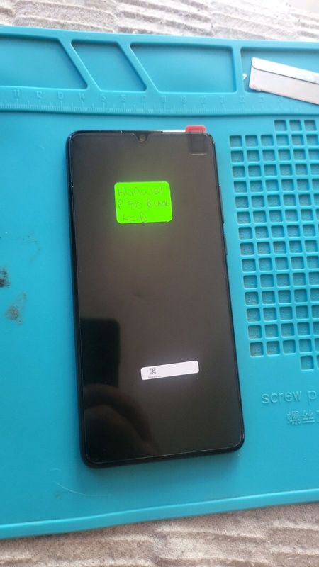 Huawei P30 replacement lcd with frame