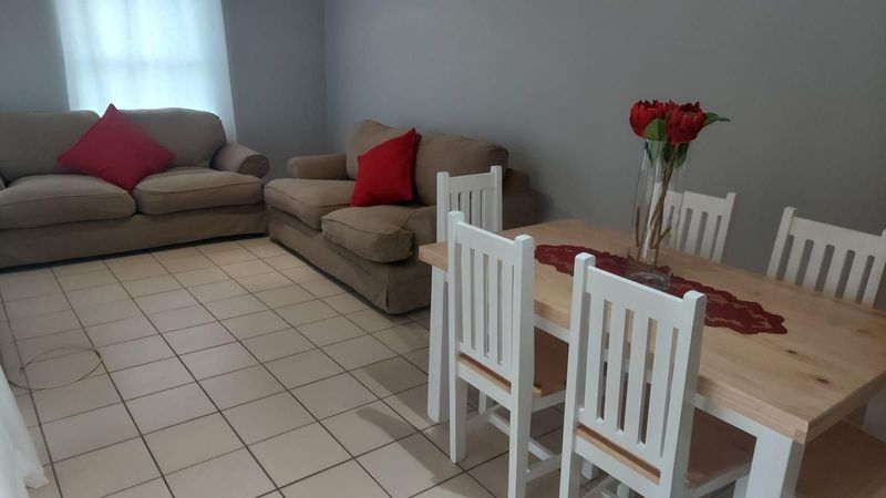 3 Bedroom Self Catering Townhouse in Seemeeu Park