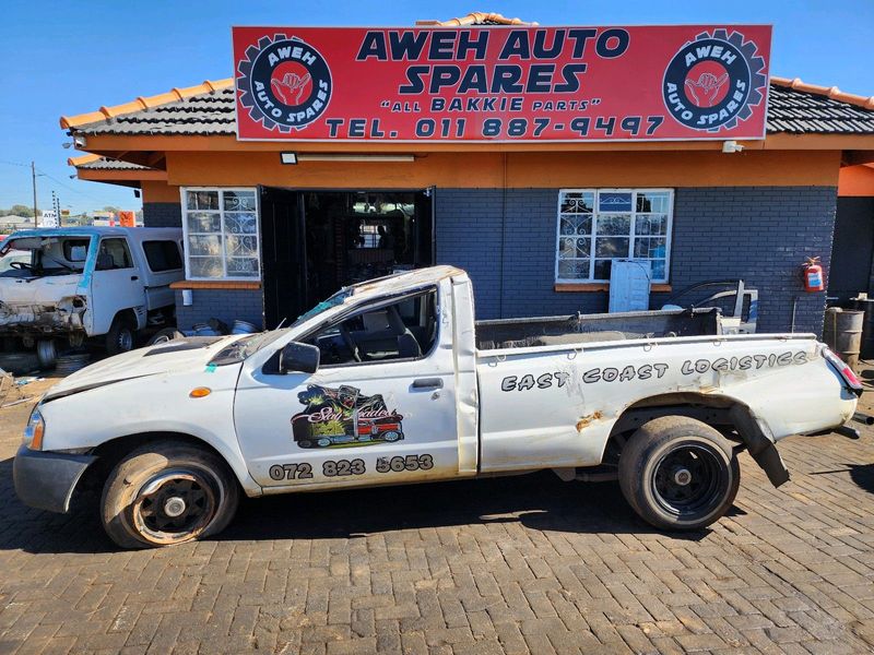 Nissan NP300 2.5TD (YD25) Breaking For Parts &#64; Aweh Auto Spares!