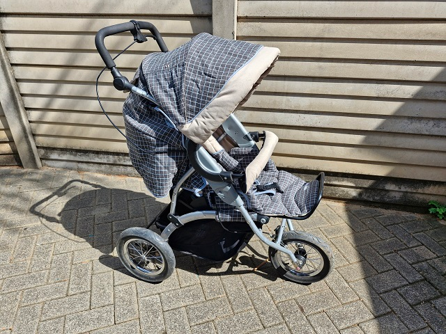 Bargain ! Clean Chicco 3WD Tech Baby Stroller !