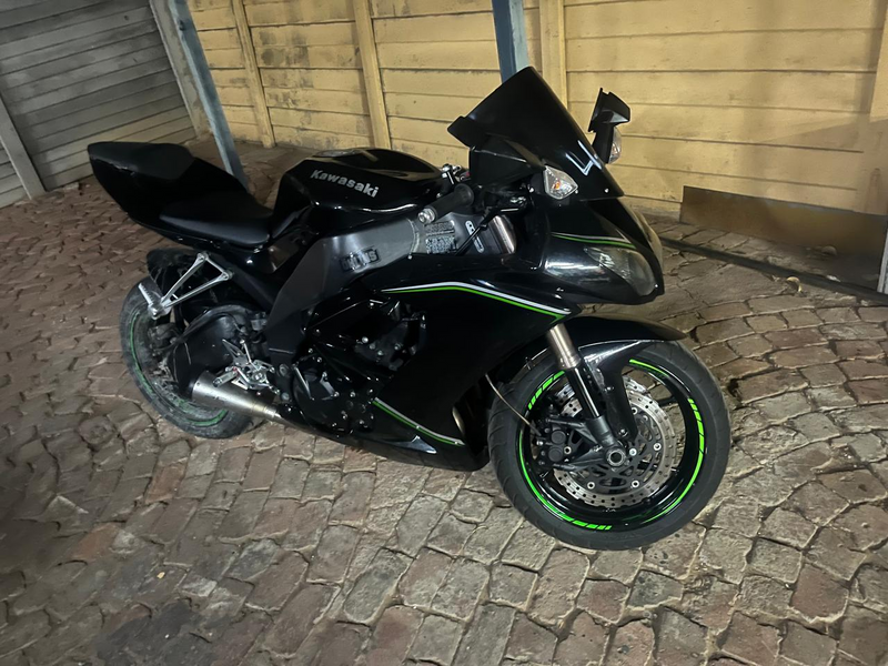 2010 Kawasaki ZX10-R