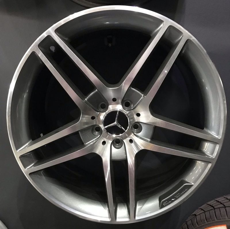 20” Mercedes AMG (Original) Wheels w/ tyres