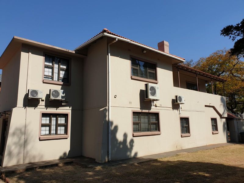 425 SQM OFFICE BUILDING TO RENT IN HATFIELD - 256 HILL STREET
