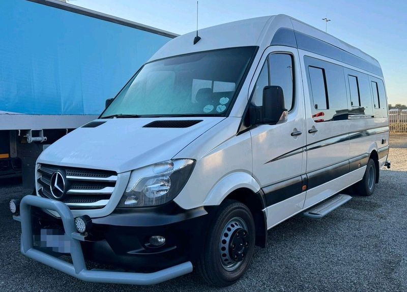 MERCEDES 10 SEATER BUS