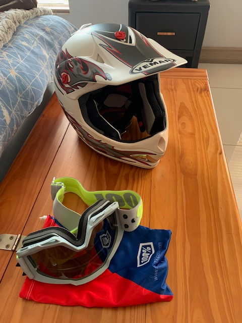 Motorbike helmit and Racing goggles