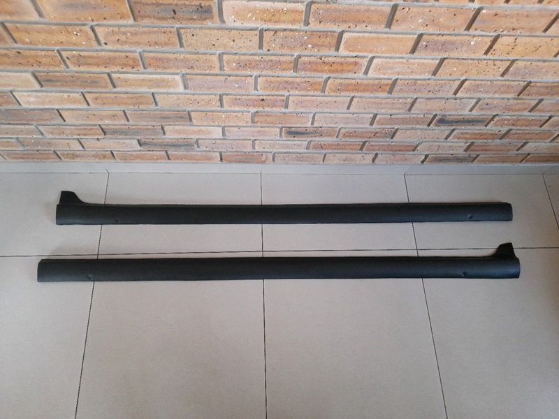 VW POLO VIVO GT 10/17 BRAND NEW PLASTIC SIDE SKIRTS SET FOR  SALE PRICE R2000