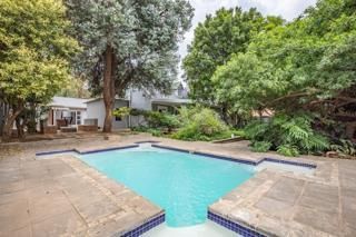 Family Home for Sale in Safe Waterkloof